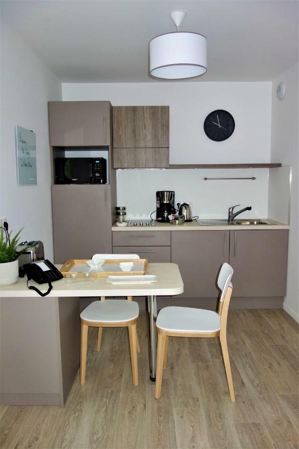 Domitys - Les Robes D'Airain Aparthotel Caen Luaran gambar